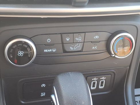Used 2022 Ford EcoSport S AWD/4WD image 21