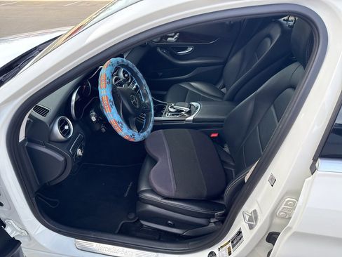 Used 2016 Mercedes-Benz C 300 4MATIC Sedan image 6