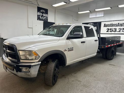 Used 2013 RAM 3500 Tradesman w/ Chrome Appearance Group AWD/4WD image 3