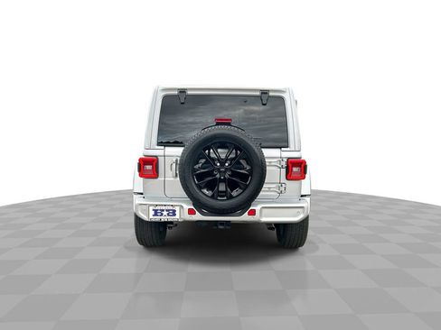Used 2023 Jeep Wrangler Altitude image 7