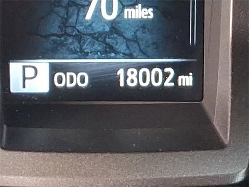 Used 2022 Toyota Tacoma TRD Sport image 20