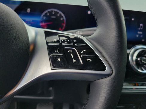 Certified 2026 Mercedes-Benz GLA 250 image 22