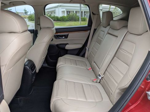 Used 2018 Honda CR-V Touring image 18