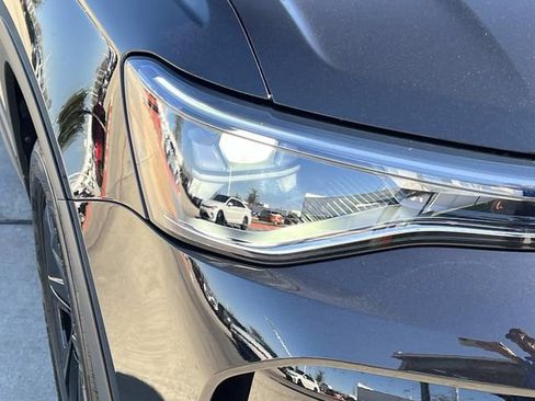 New 2026 Volkswagen Taos SE FWD image 7