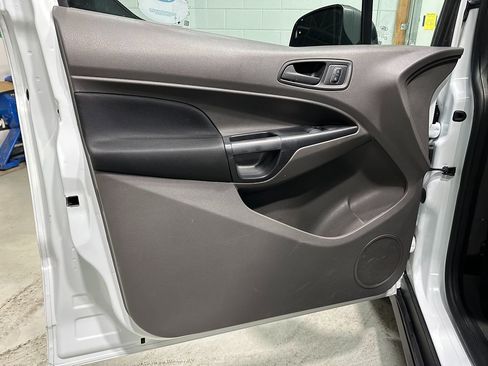 Used 2021 Ford Transit Connect XL image 17