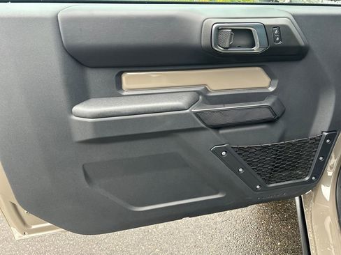 New 2025 Ford Bronco Badlands image 13