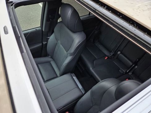 Used 2025 Lexus LX 700h Overtrail AWD/4WD image 11