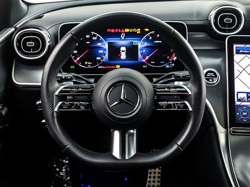 Used 2024 Mercedes-Benz GLC 300 GLC 300 SUV w/ AMG Line image 19