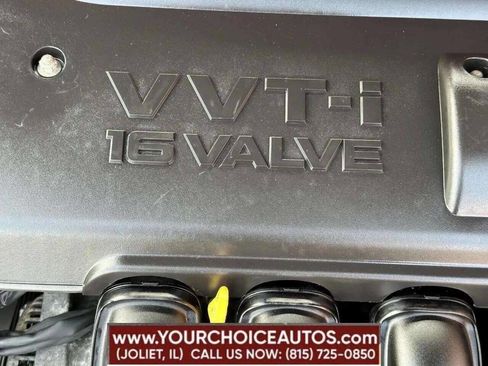 Used 2004 Toyota Matrix image 31