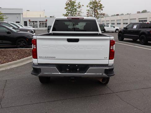 Used 2025 Chevrolet Silverado 2500 LT w/ Convenience Package AWD/4WD image 9