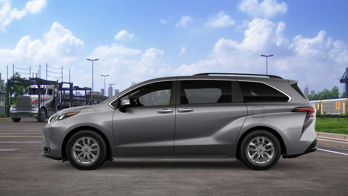 New 2026 Toyota Sienna XLE FWD image 4