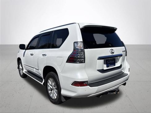 Used 2015 Lexus GX 460 w/ Premium Package AWD/4WD image 9