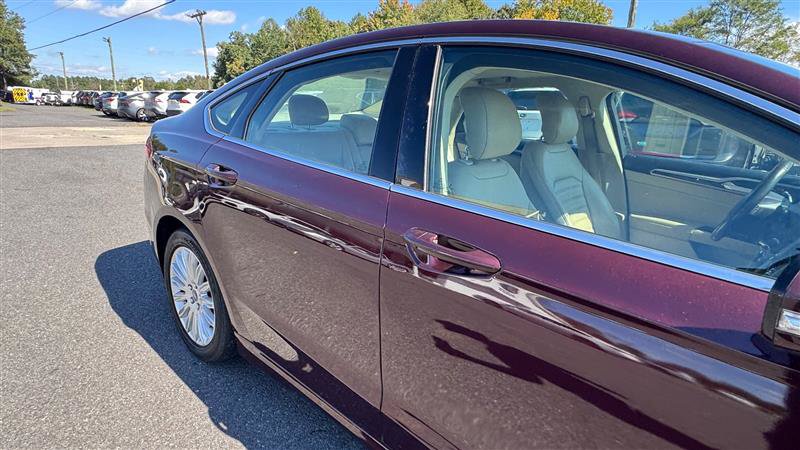 Used 2013 Ford Fusion Energi SE w/ Driver Assist Pkg FWD image 20