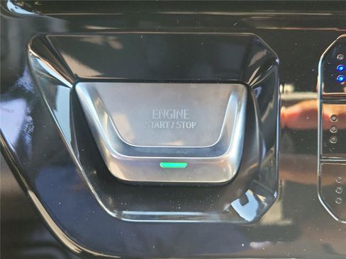 New 2026 GMC Sierra 2500 AT4 w/ AT4 Premium Plus Package image 30