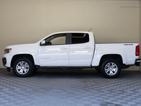 Used 2022 Chevrolet Colorado LT w/ LT Convenience Package AWD/4WD image 7