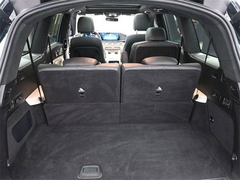 Used 2024 Mercedes-Benz GLS 63 AMG 4MATIC image 24