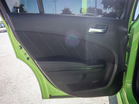 Used 2023 Dodge Charger R/T w/ Blacktop Package image 27