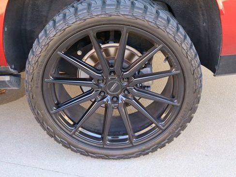 Used 2021 Cadillac Escalade Sport w/ Driver Assist Tech Package AWD/4WD image 30
