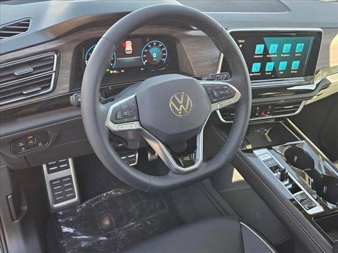 New 2026 Volkswagen Atlas SEL Premium R-Line image 3