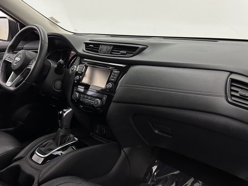 Used 2017 Nissan Rogue SL w/ SL Premium Package FWD image 37