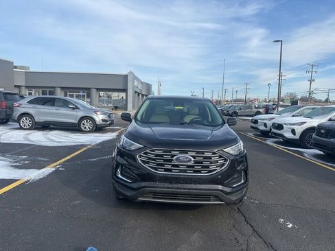 Used 2022 Ford Edge SEL image 2