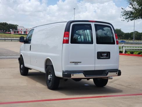 New 2026 Chevrolet Express 3500 w/ Driver Convenience Package RWD image 3