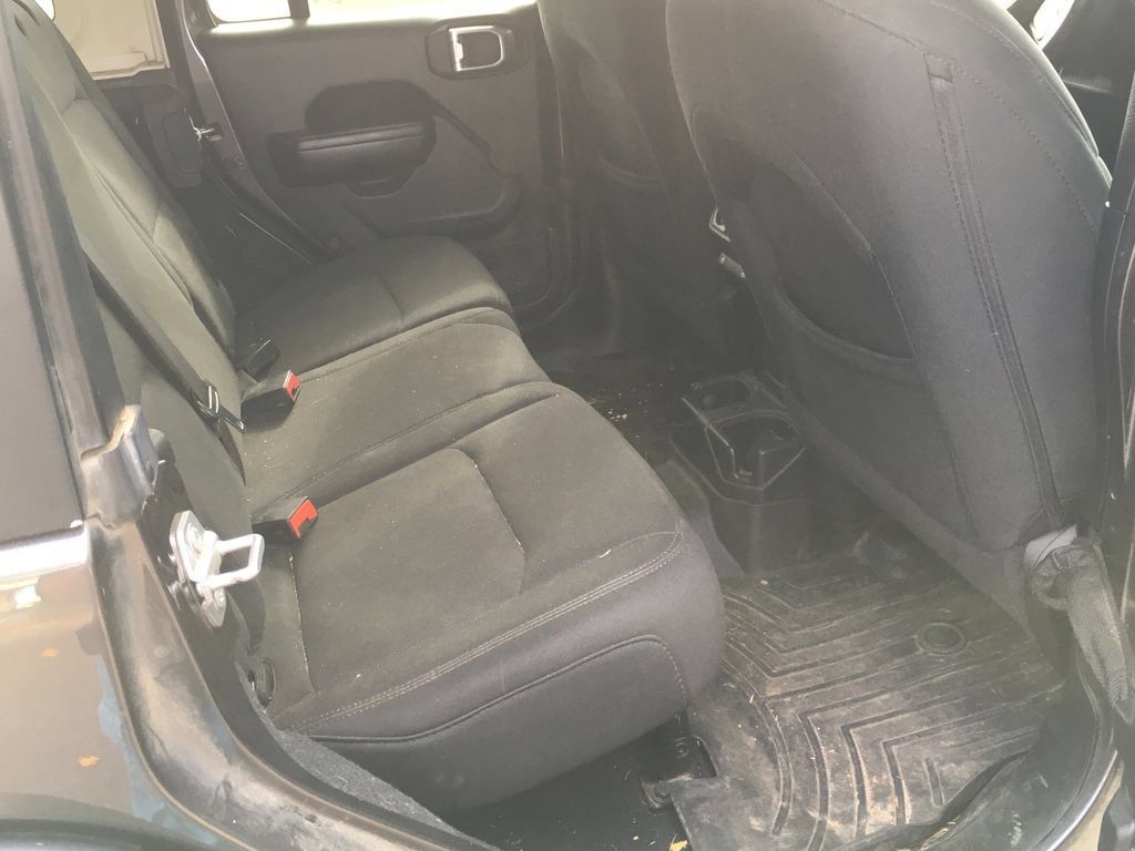 Used 2019 Jeep Wrangler Unlimited Sport S AWD/4WD image 8