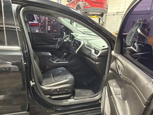 Used 2019 GMC Acadia SLT w/ LPO, Floor Liner Package FWD image 25