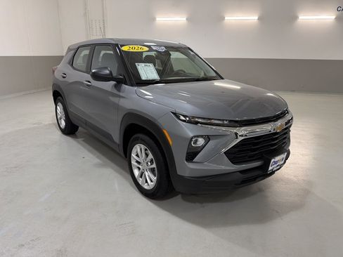 Used 2026 Chevrolet TrailBlazer LS AWD/4WD image 4