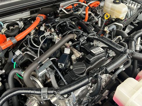 Used 2025 Toyota Land Cruiser AWD/4WD image 31