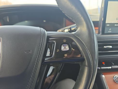 Used 2021 Lincoln Aviator Reserve w/ Elements Package Plus image 23