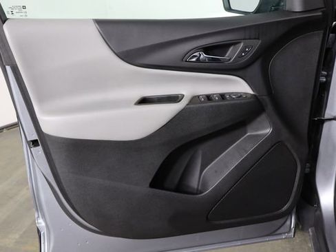 Used 2023 Chevrolet Equinox LS w/ Sport Edition FWD image 18
