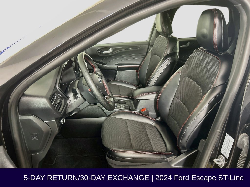 Used 2024 Ford Escape ST-Line w/ Tech Pack #1 FWD image 13