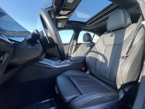 Used 2024 BMW 330i xDrive Sedan w/ Convenience Package image 18