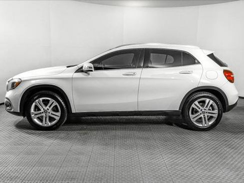 Used 2018 Mercedes-Benz GLA 250 4MATIC image 3