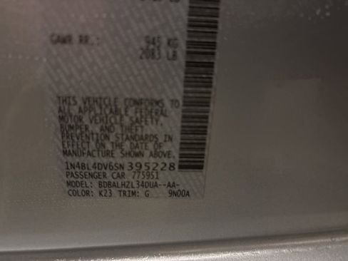 Used 2025 Nissan Altima 2.5 SV image 11