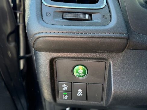 Certified 2022 Honda HR-V EX image 14
