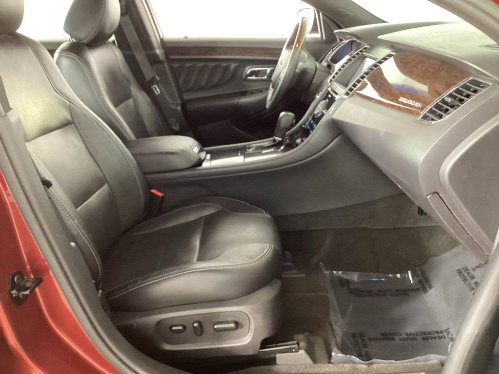 Used 2015 Ford Taurus Limited w/ Equipment Group 301A FWD image 24