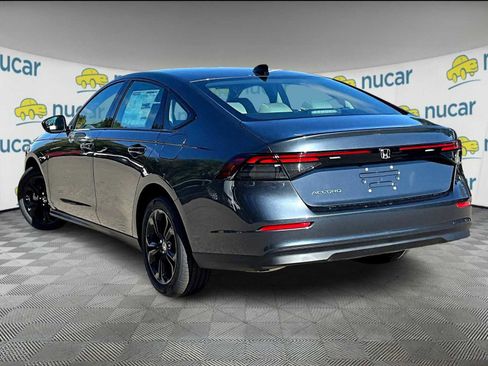 New 2025 Honda Accord SE image 5