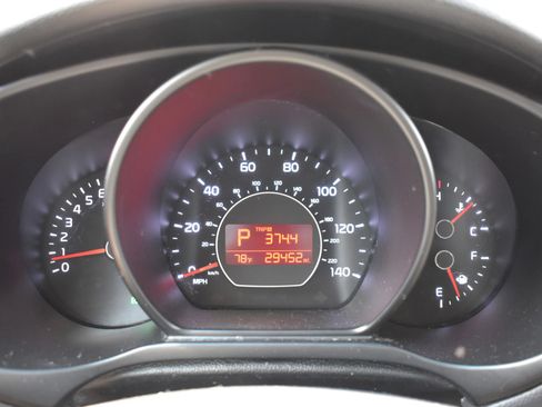 Used 2018 Kia Soul FWD image 16