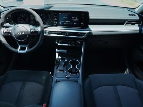 Used 2022 Kia K5 LXS FWD image 2