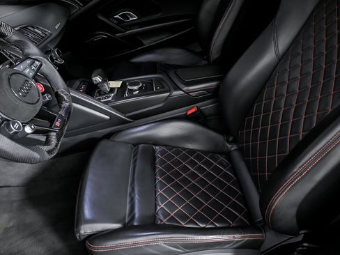 Used 2017 Audi R8 V10 plus image 20