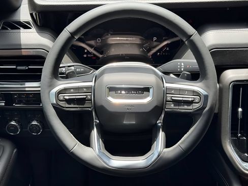 New 2026 GMC Yukon Denali w/ Sun & Power Step Package AWD/4WD image 20
