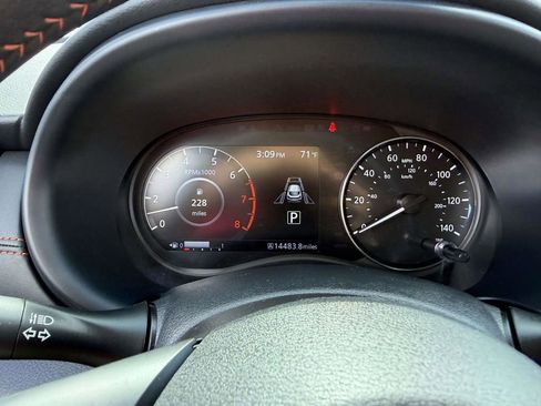 Used 2023 Nissan Kicks SR w/ SR Premium Package image 32