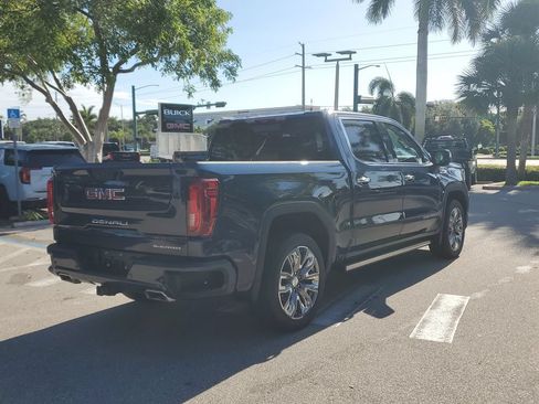 Certified 2023 GMC Sierra 1500 Denali w/ Denali Reserve Package AWD/4WD image 5