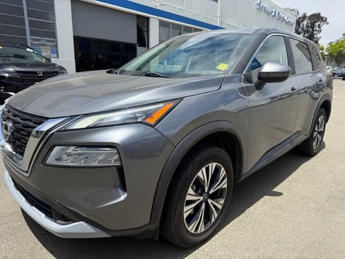 Used 2023 Nissan Rogue SV AWD/4WD image 1