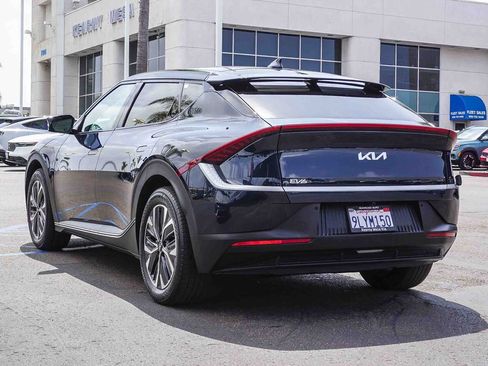Certified 2024 Kia EV6 Light RWD image 5