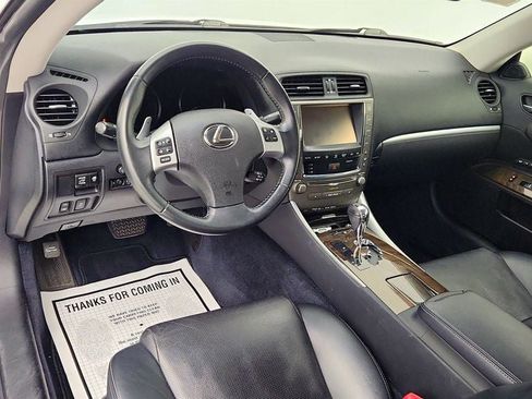 Used 2013 Lexus IS 250C w/ Luxury Pkg RWD image 12