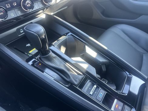 Used 2025 Honda Accord Sport image 29