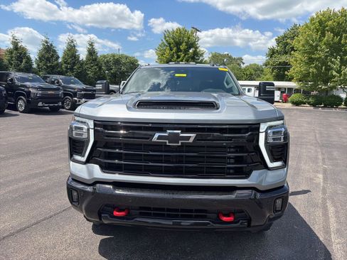 Used 2026 Chevrolet Silverado 2500 LT w/ Trail Boss Package AWD/4WD image 8